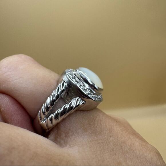 Women’s 925 Sterling Silver and Mother of Pearl CZ Rope Band Ring Size 6.75 - Picture 13 of 16